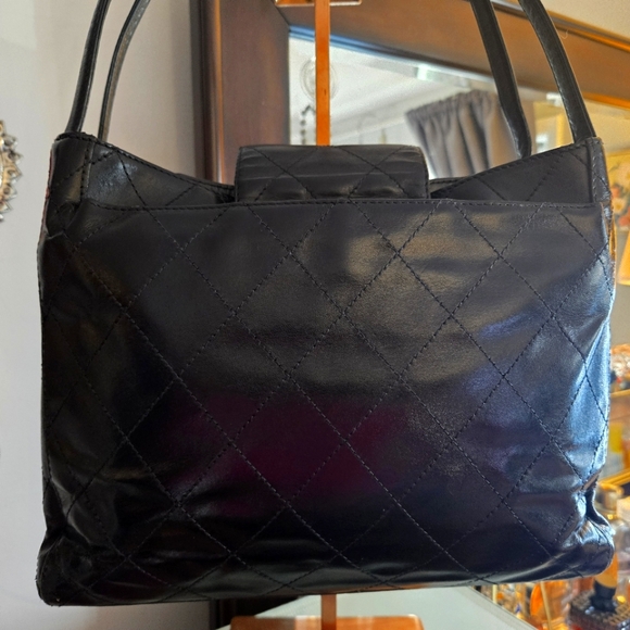 1997-1999 Chanel Shoulder Quilted Black Lambskin Medium Bag - Picture 13 of 15